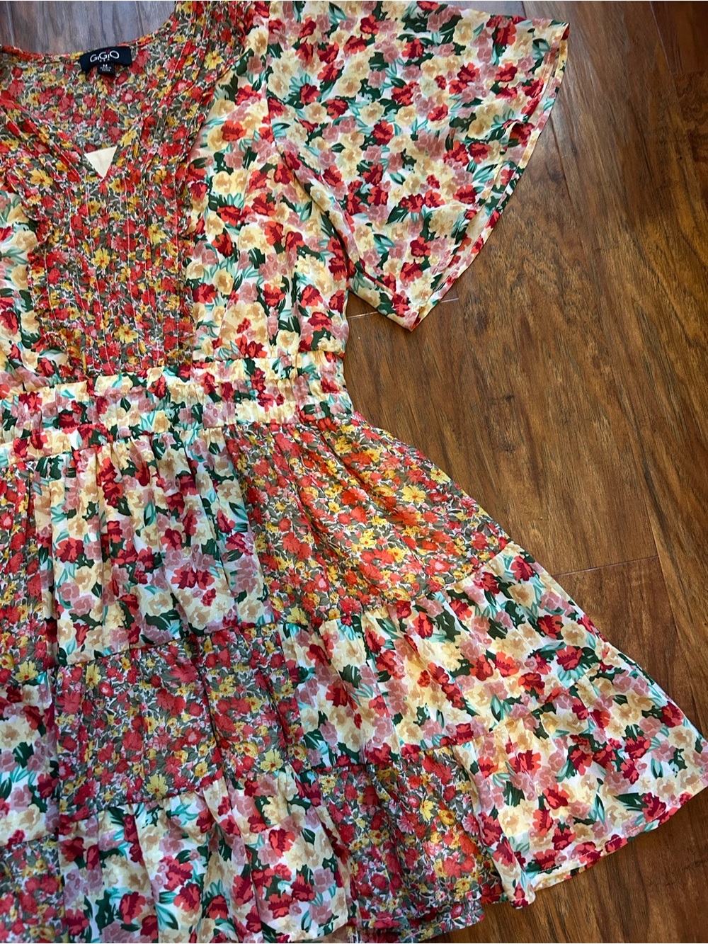 Gigio Floral Smocked Mini Dress in Multicolor Flowy Summer Cottage core Miami - Picture 2 of 7